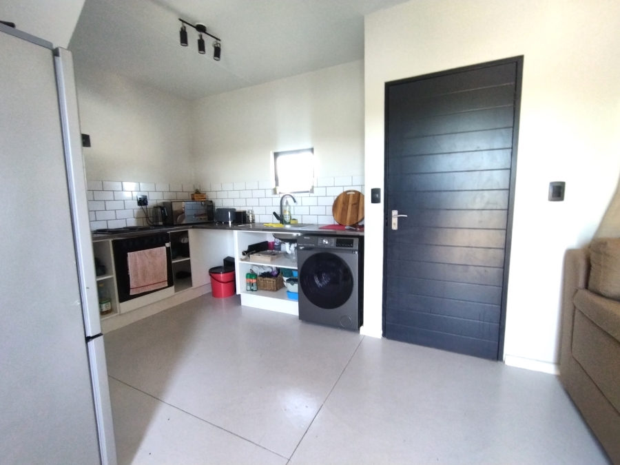 2 Bedroom Property for Sale in The Connifers Western Cape